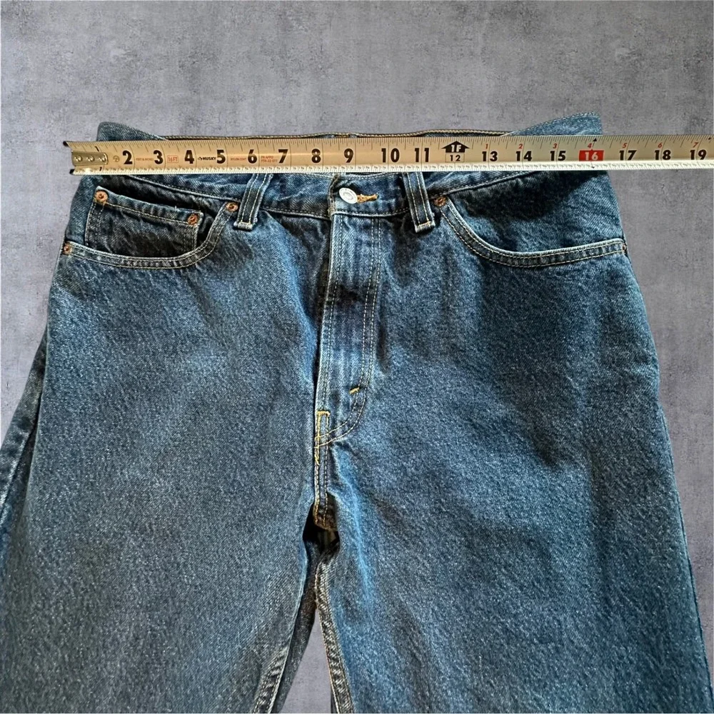 Vintage Unique Minimalist Levi's 505 Regular Fit Jeans Men's 32x28‎ Blank Pocket